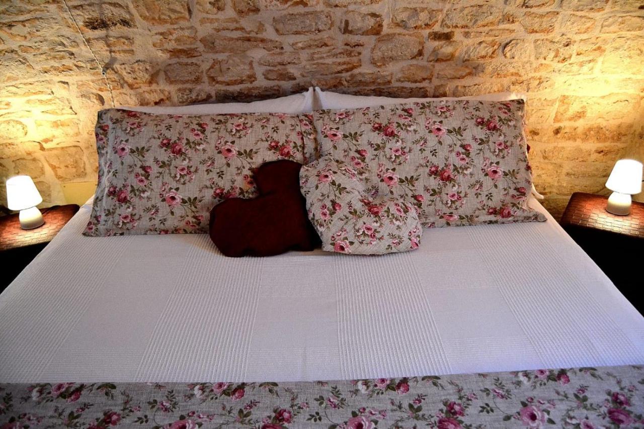 Converse Fra I Trulli Alberobello Eksteriør billede